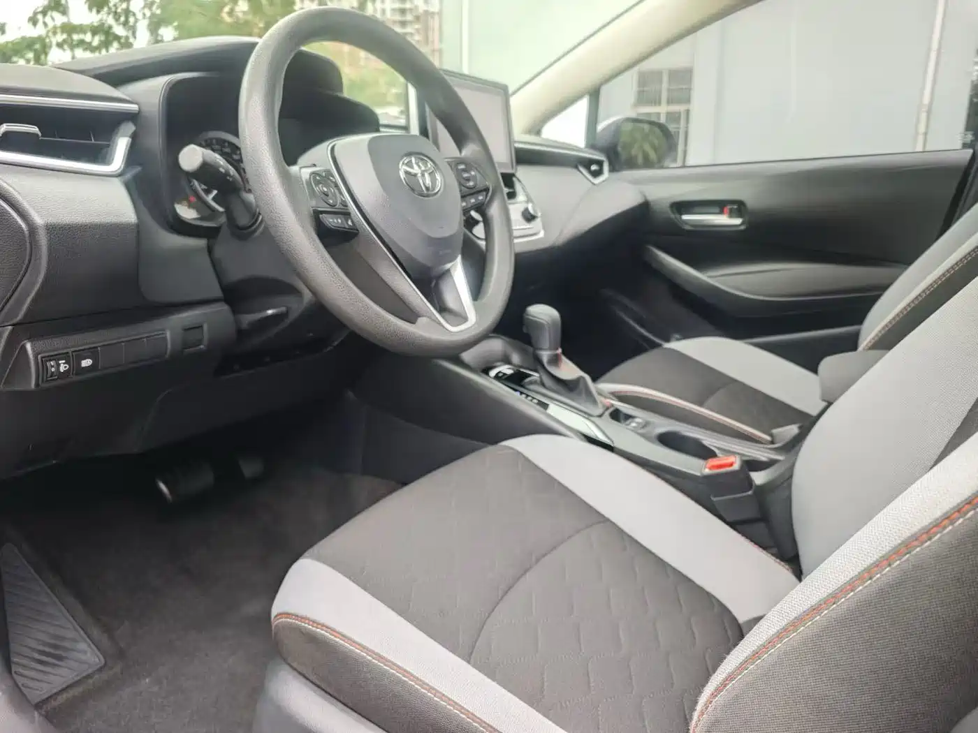 Toyota Corolla 2021 1.2T S-CVT Elite PLUS Edition фото 6