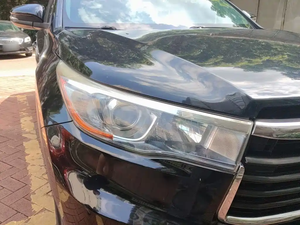 Фото 7 - Toyota Highlander