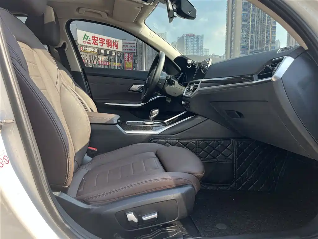 BMW 3 Series 2020 Facelift 325Li M Sport Package фото 29