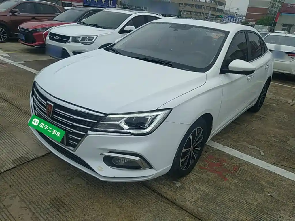 Фото 1 - Roewe i5