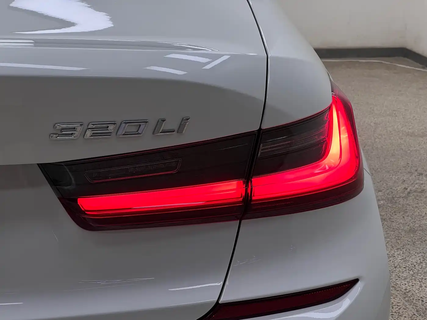 BMW 3 Series 2021 320Li M Sport Package фото 9