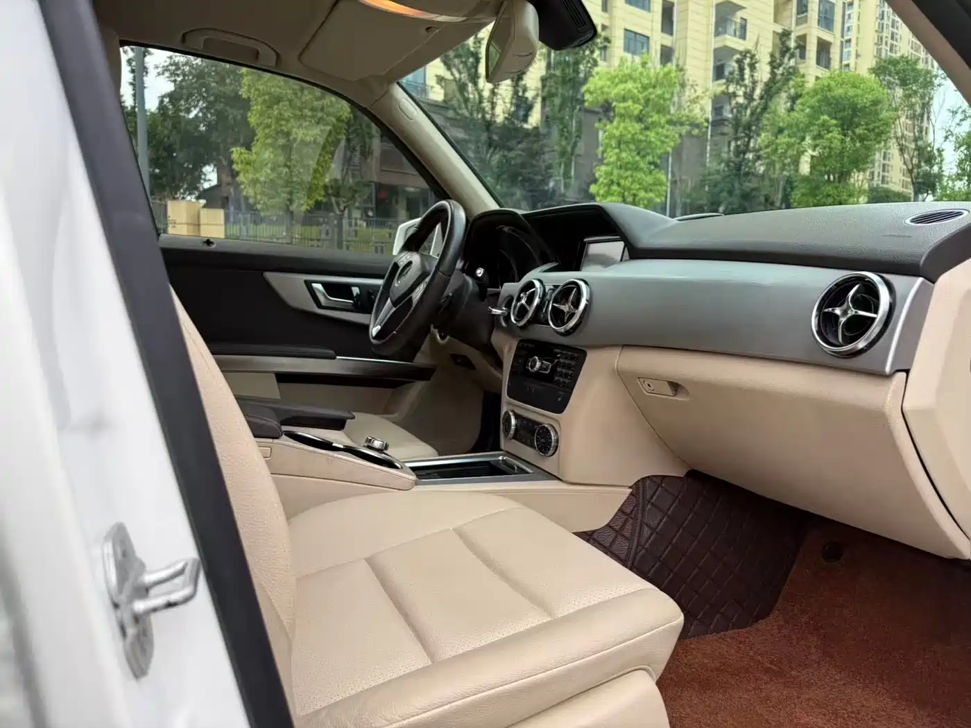 Mercedes-Benz GLK-Class 2013 GLK 300 4MATIC Dynamic фото 4