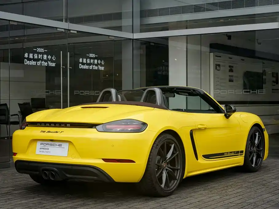 Porsche 718 2022 Boxster T 2.0T фото 14