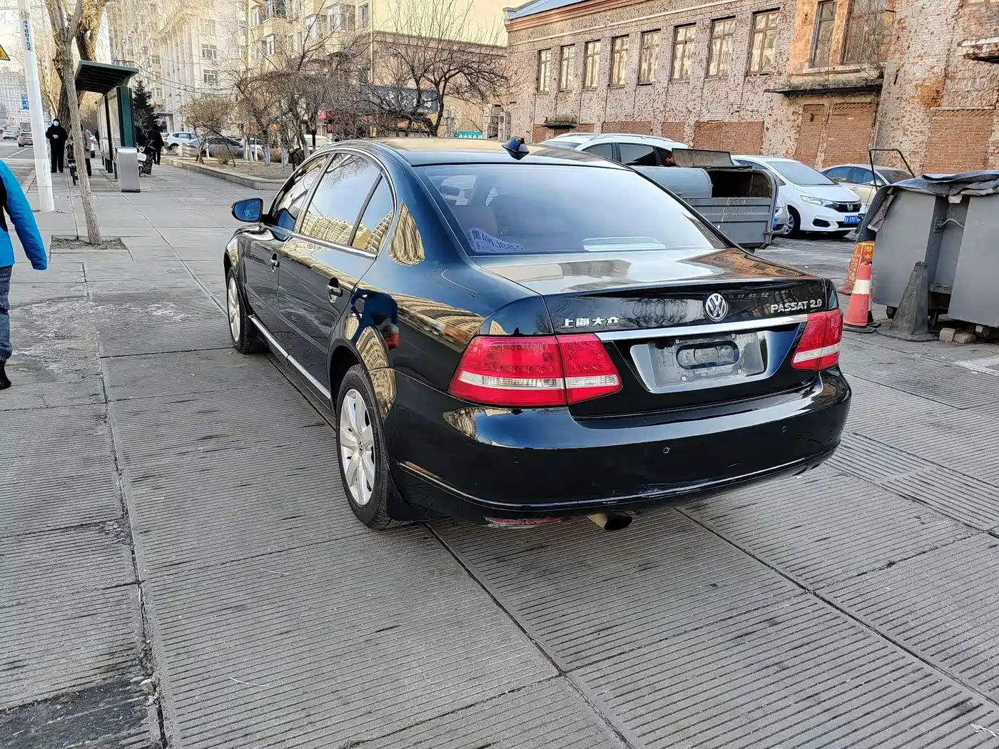 Volkswagen Passat Lingyu 2009 2.0L MFI Automatic Premium фото 4