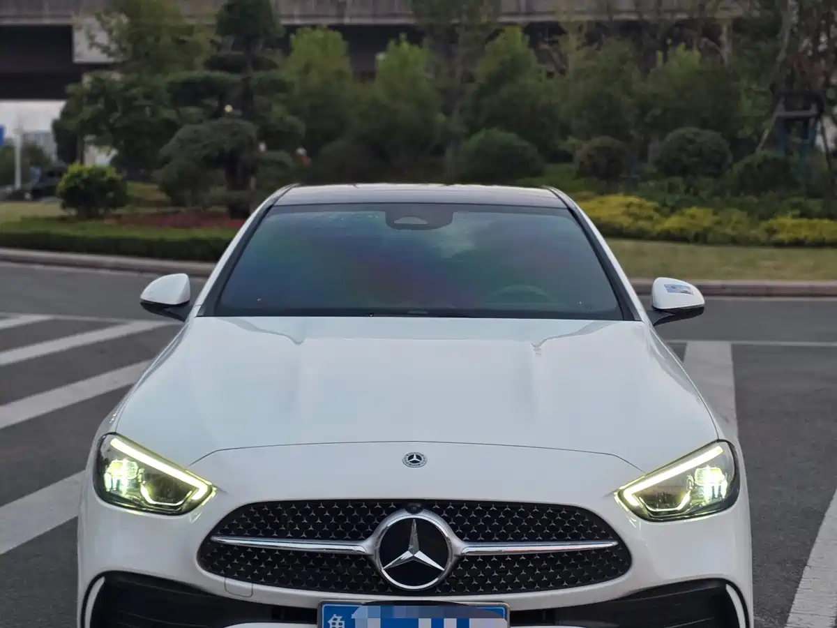 Фото 2 - Mercedes-Benz C-Class