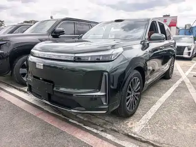 Geely Galaxy M9