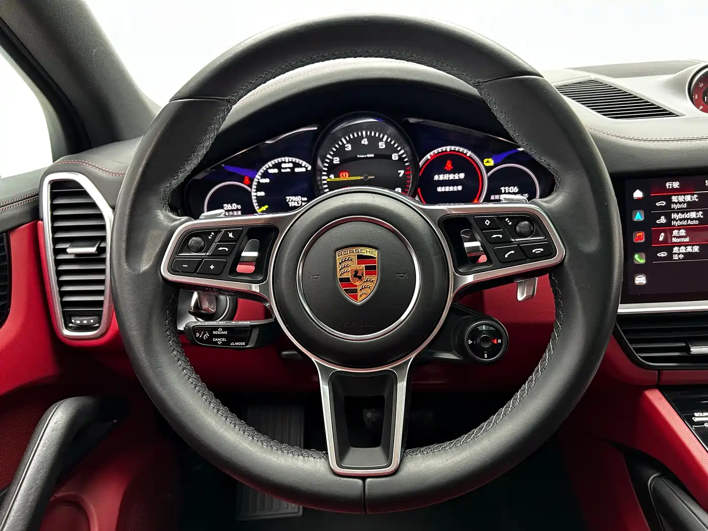 Porsche Cayenne New Energy 2023 Cayenne E-Hybrid 2.0T Platinum Edition фото 16
