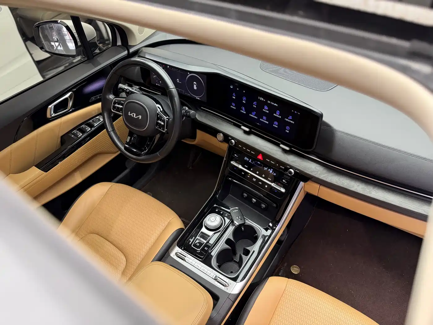 Kia Carnival 2021 2.0T Flagship Edition фото 27