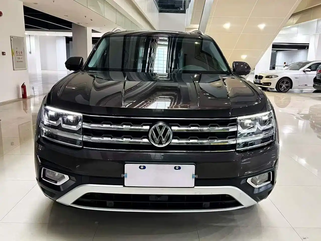 Volkswagen Teramont 2020 380TSI 4WD Luxury Edition China VI фото 2
