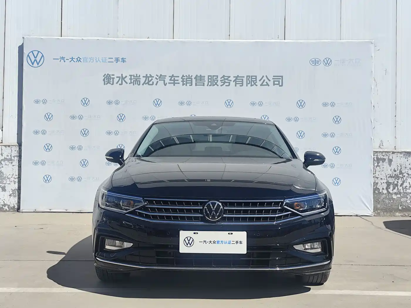 Volkswagen Magotan 2023 Model 2 Million Commemorative Edition 330TSI DSG Luxury фото 6