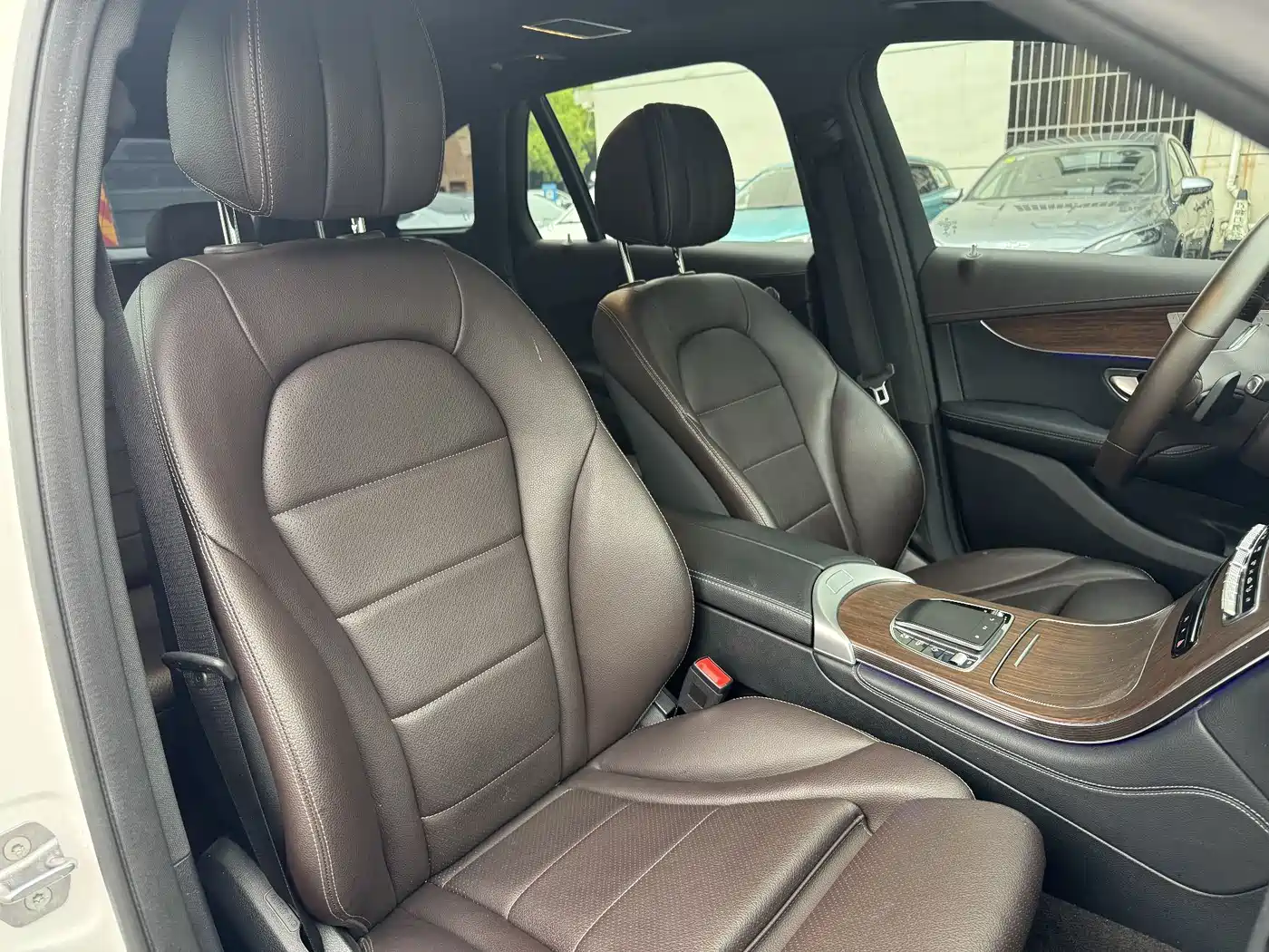 Mercedes-Benz GLC 2021 GLC 300 L 4MATIC Sporty фото 7