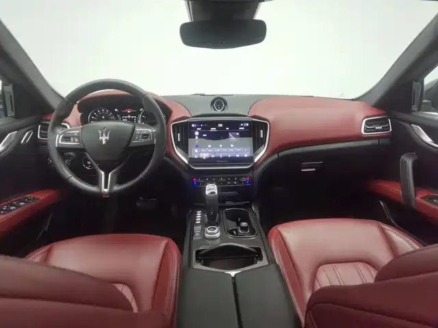 Maserati Ghibli 2022 2.0T GT Edge Edition — фото 5