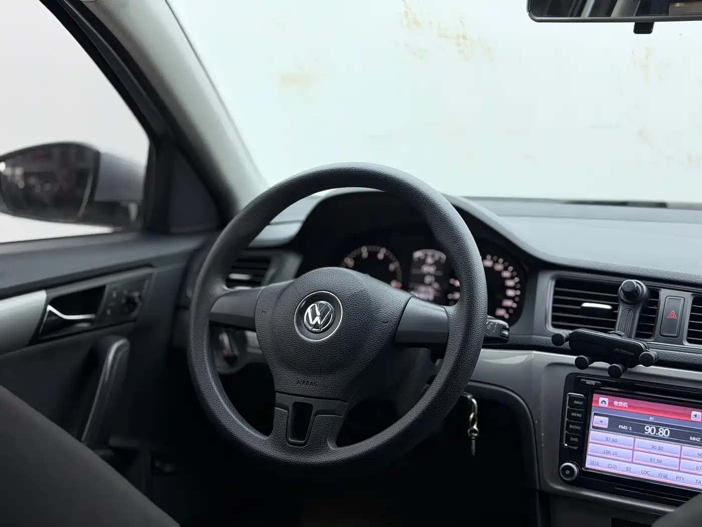 Volkswagen Lavida 2013 1.6L Automatic Trend Edition фото 12