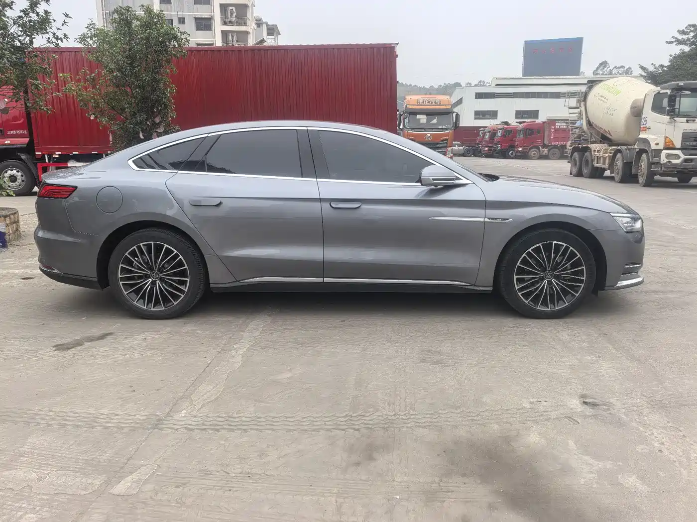 BYD HAN