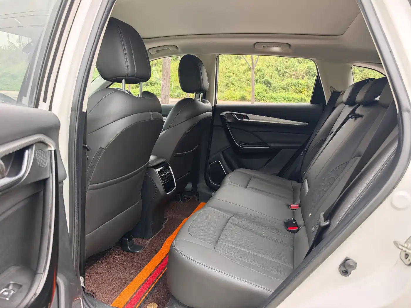 Dongfeng Aeolus Dongfeng Fengshen AX7 2020 2020 1.6T Automatic AI Flagship China VI