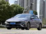 Photo 3 - Hyundai Elantra