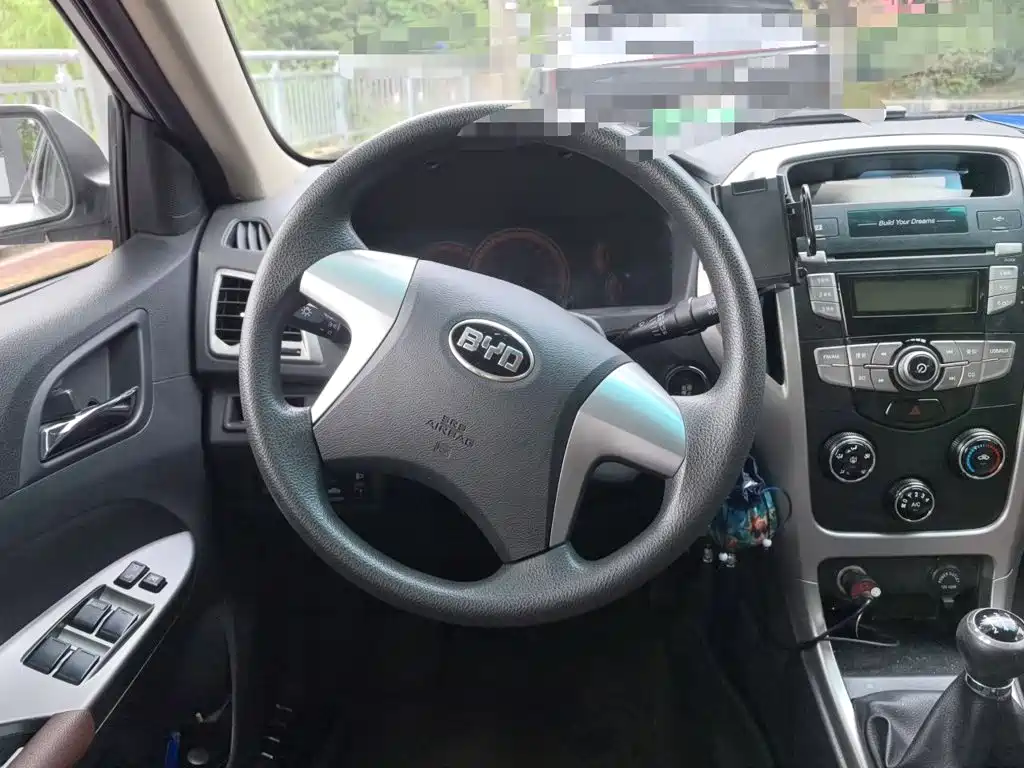 BYD F3 2015 2015 Energy-saving Edition 1.5L Manual Luxury