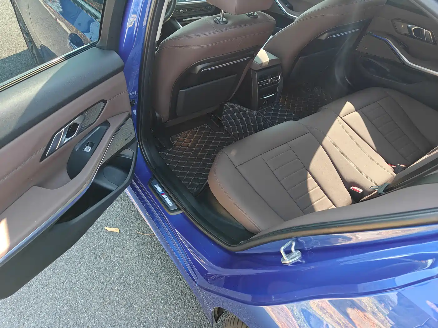 BMW 3 Series 2021 325Li M Sport Night Edition фото 5