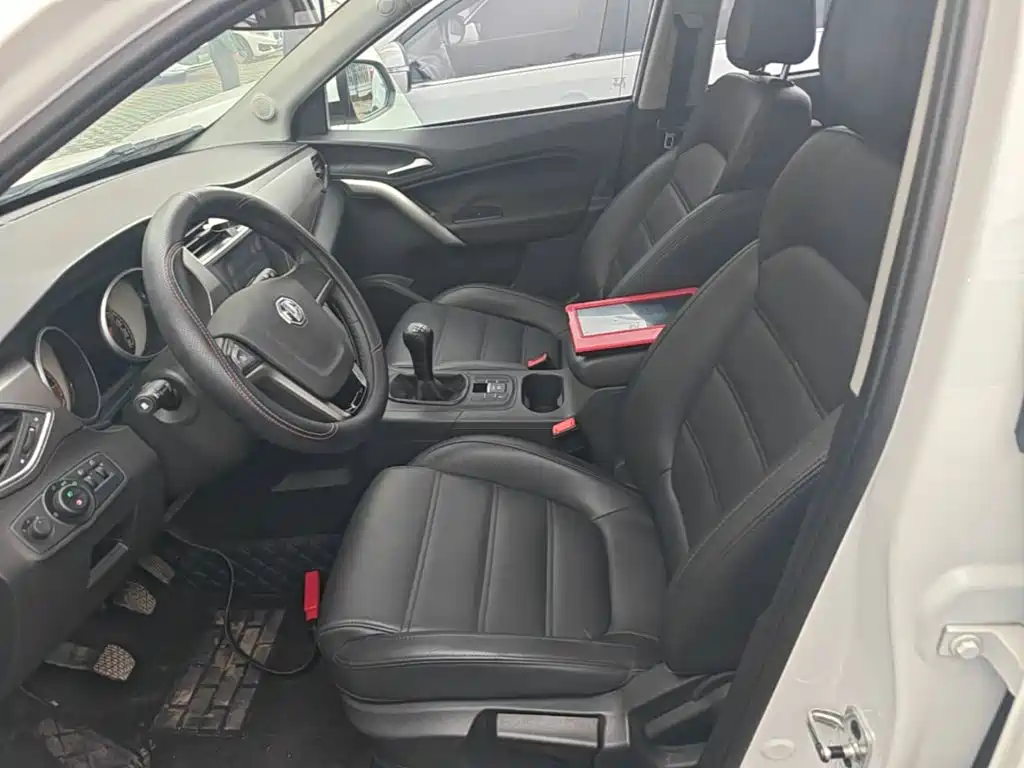 MG Roewe RX5 2016 2016 1.5TGI Manual Value Edition