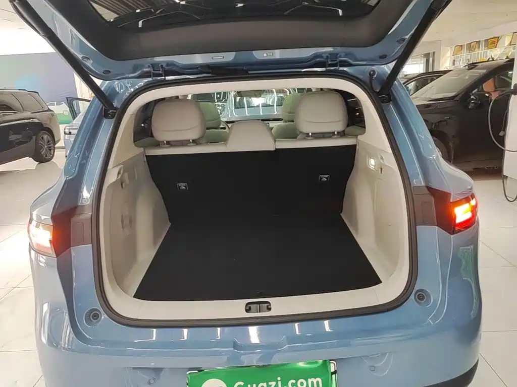 Photo 15 - Leapmotor B10