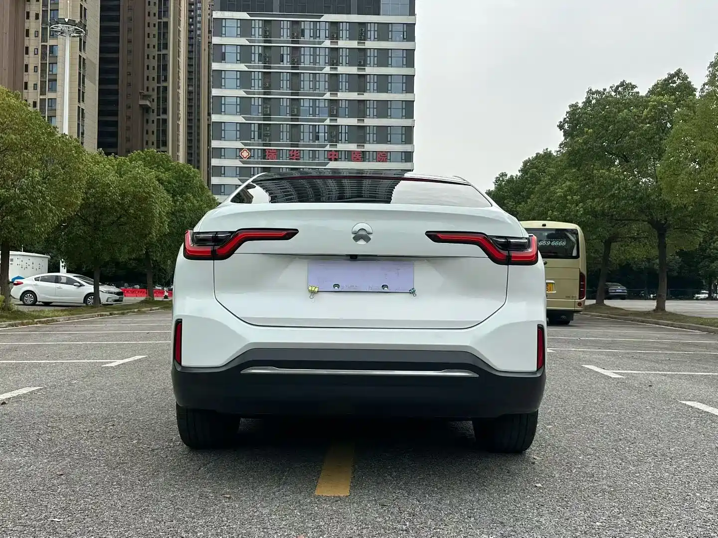 Фото 8 - NIO EC6