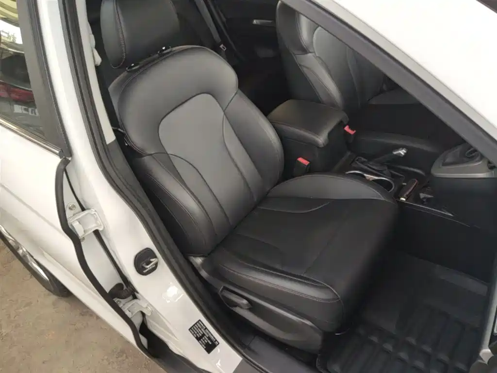 Фото 25 - Haval M6