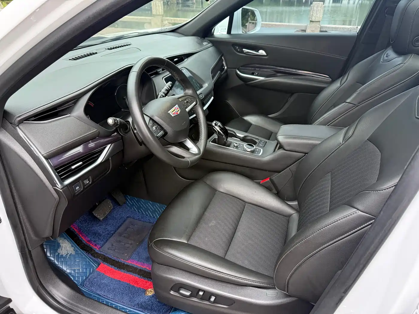 Cadillac XT4 2022 28T FWD Style фото 4