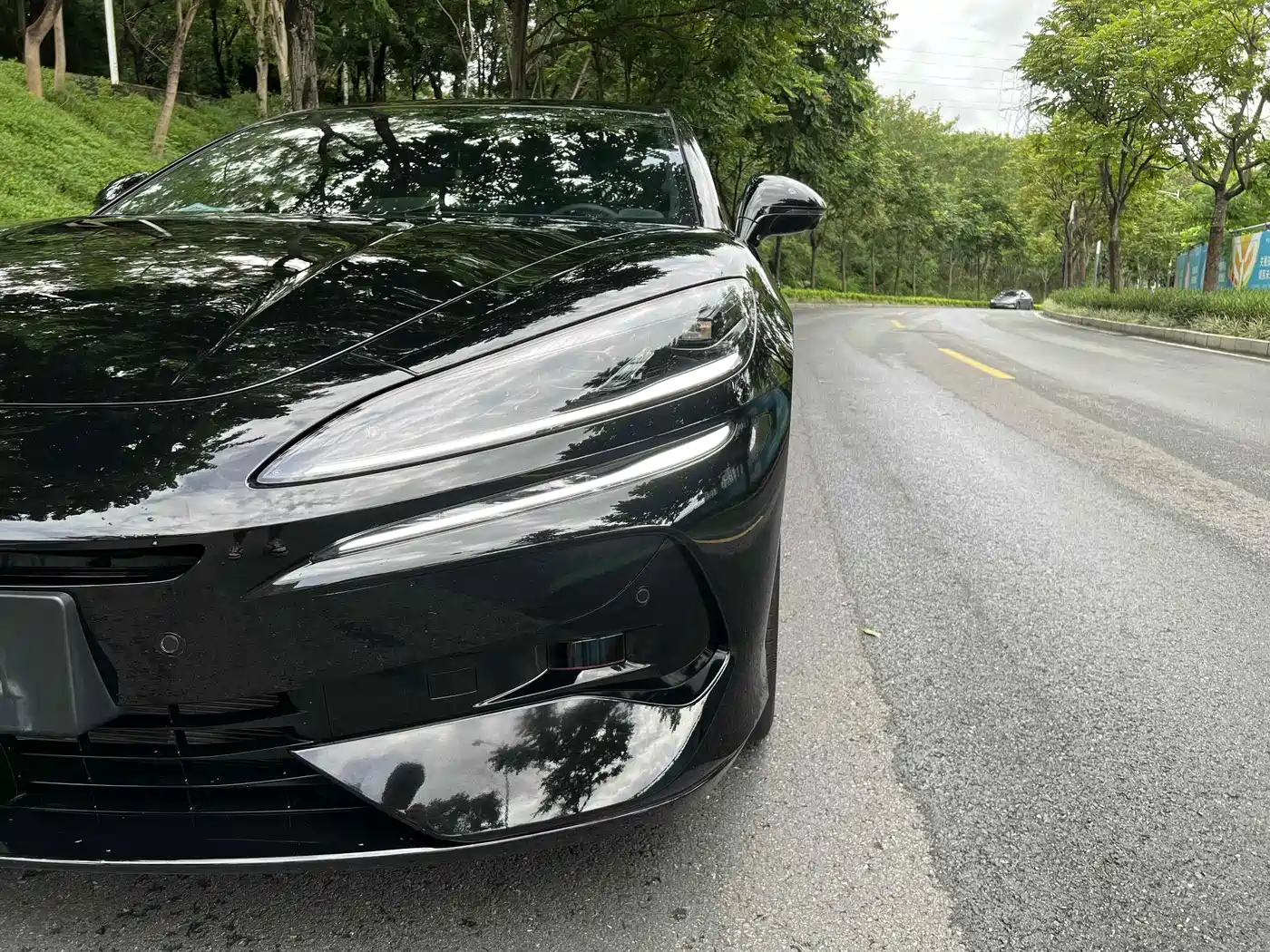 Denza Z9 2024 Model 1100km AWD Pro Edition фото 19
