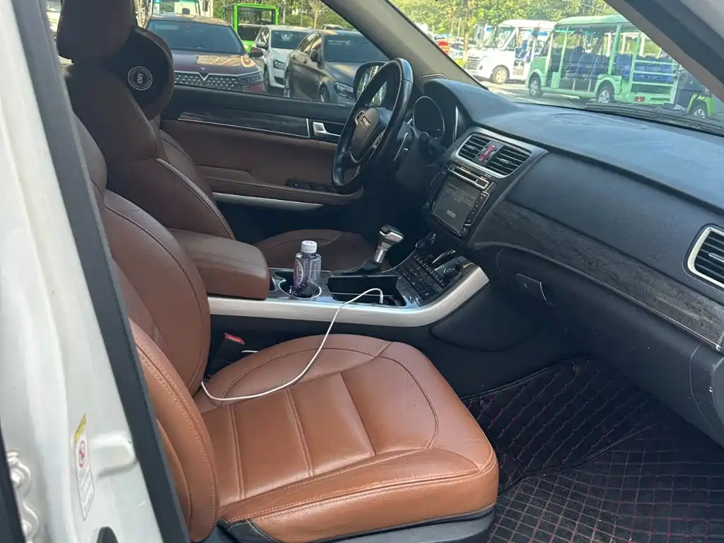 Haval H8 2015 2015 2.0T FWD Elite