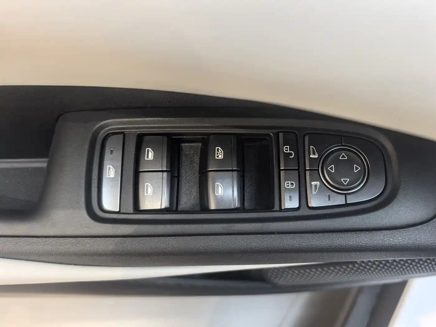 BYD Seal 06 New Energy 2024 DM-i 80KM Luxury фото 19