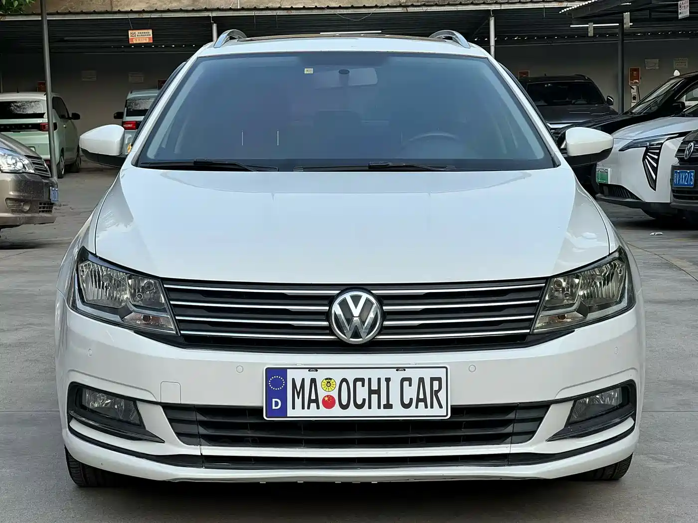 Volkswagen Lavida Tour 2017 180TSI DSG Comfort Edition фото 2