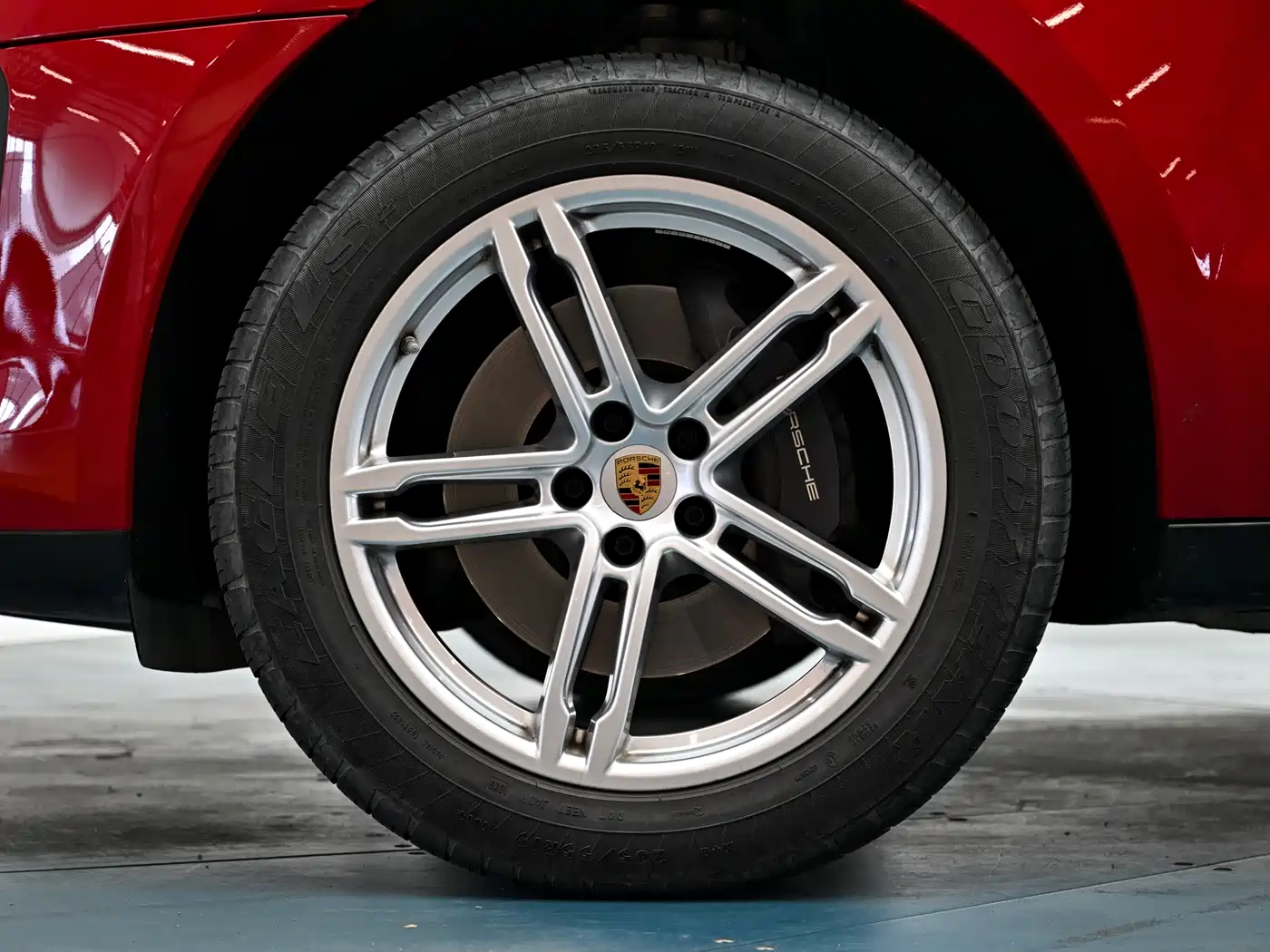 Porsche Macan 2023 Macan 2.0T фото 14