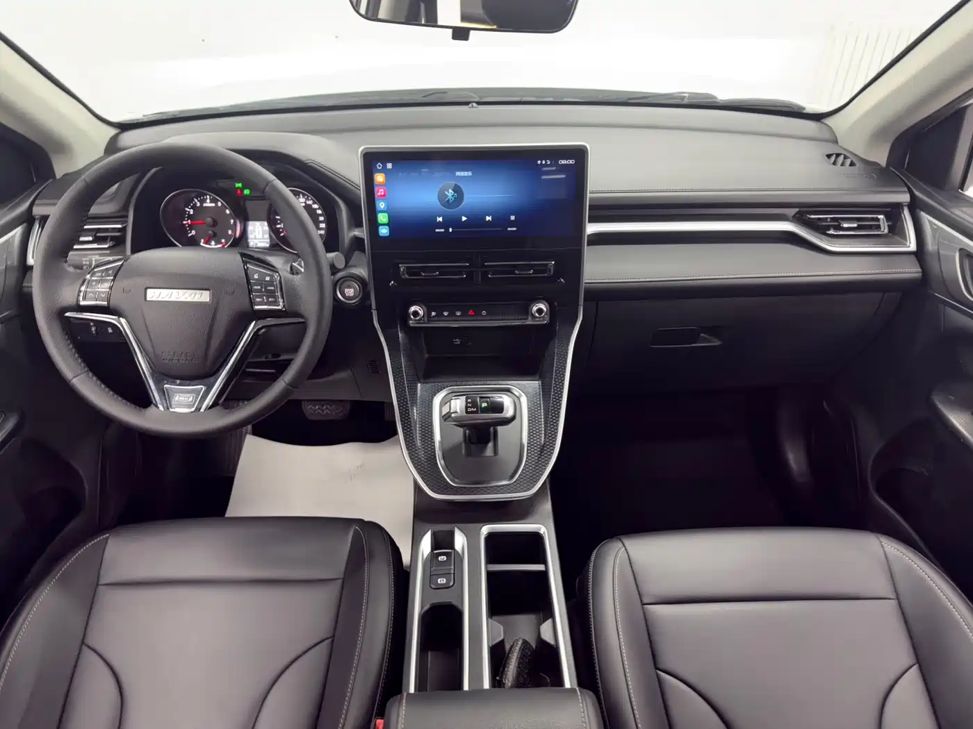 Haval M6 2023 PLUS 1.5T DCT Luxury Smart Connect фото 11