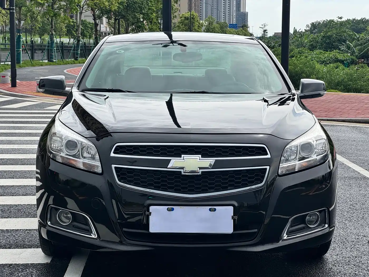 Фото 2 - Chevrolet Malibu