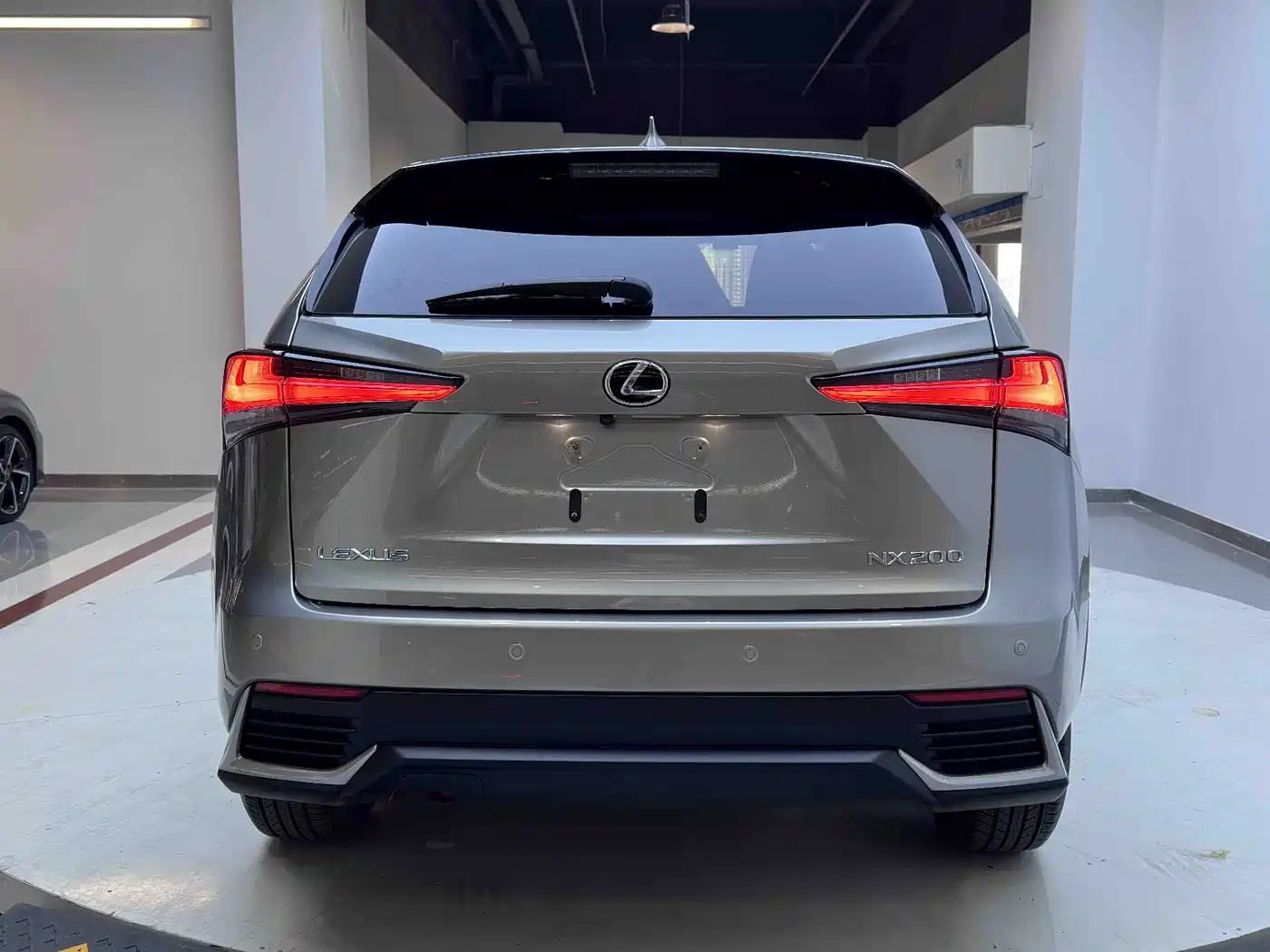 Lexus NX 2020 200 FWD Sharp Edition China VI фото 5