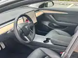 Фото 4 - Tesla Model 3