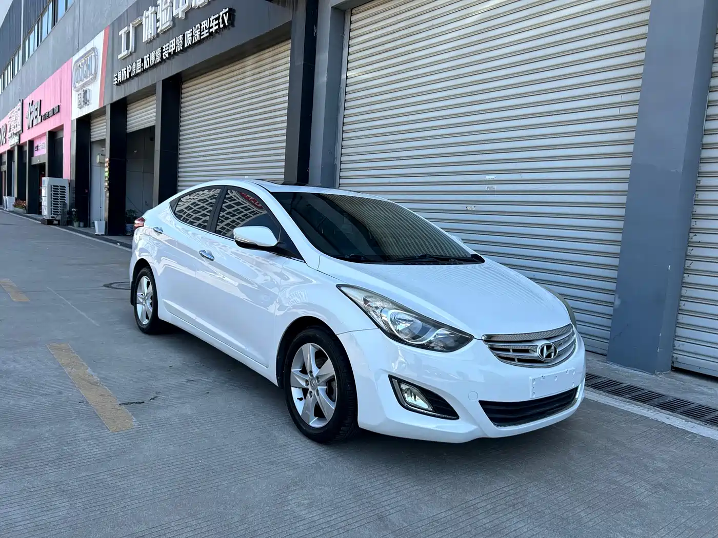 Hyundai Langdong 2013 1.6L Automatic Leading фото 4