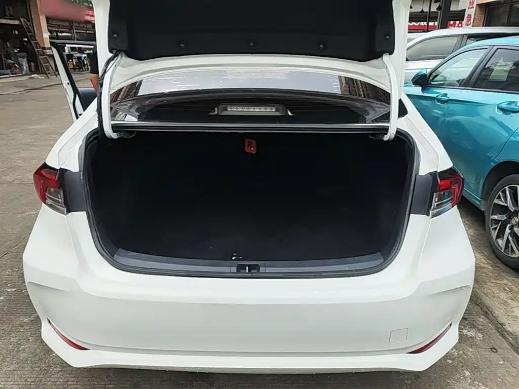 Toyota Corolla 2021 1.2T S-CVT Elite Edition фото 19