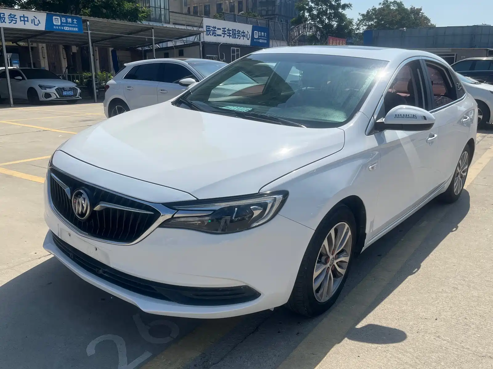 Фото 1 - Buick Excelle