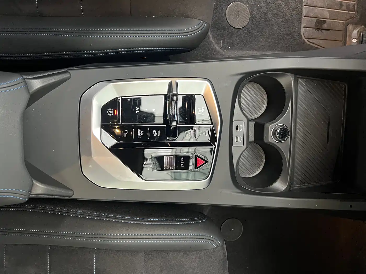 BMW 2 Series 2025 225L M Sport Moonlight Package фото 10