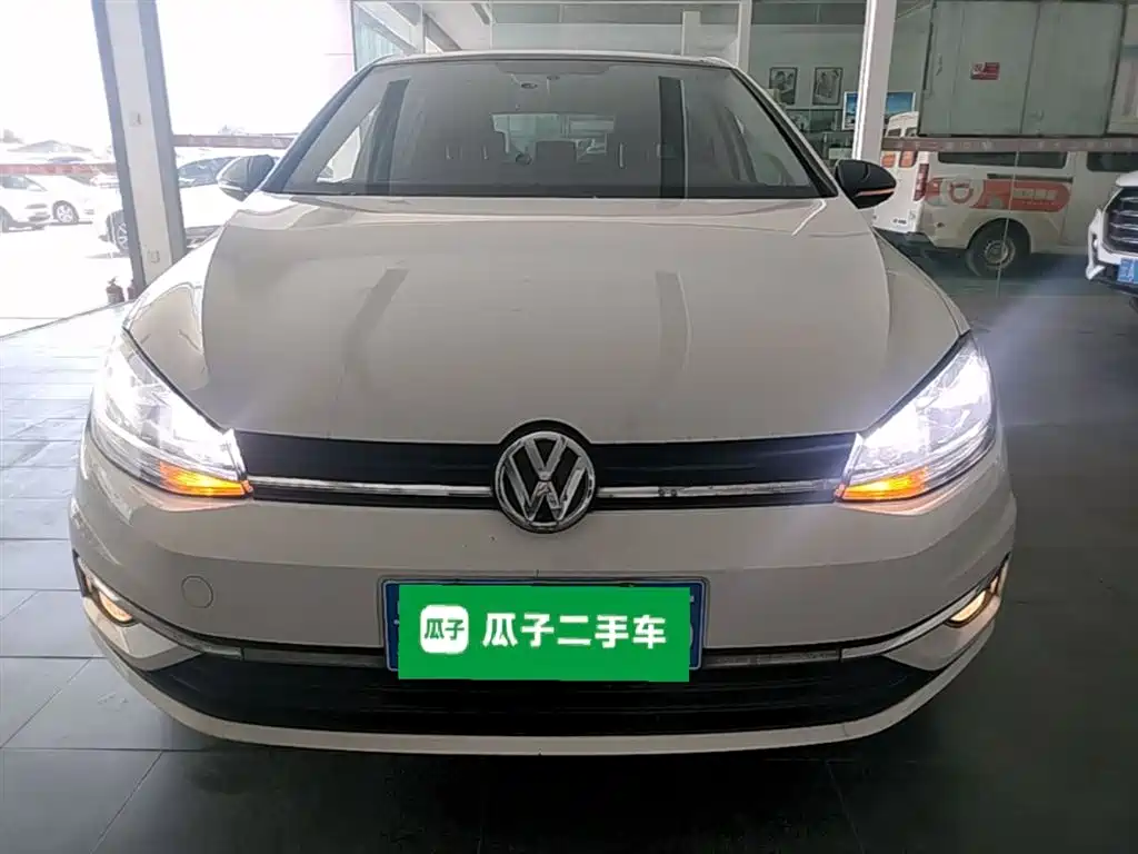 Volkswagen Golf 2018 230TSI Automatic Comfort фото 3