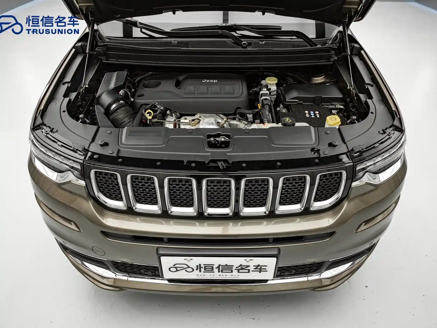 JEEP GRAND COMMANDER
