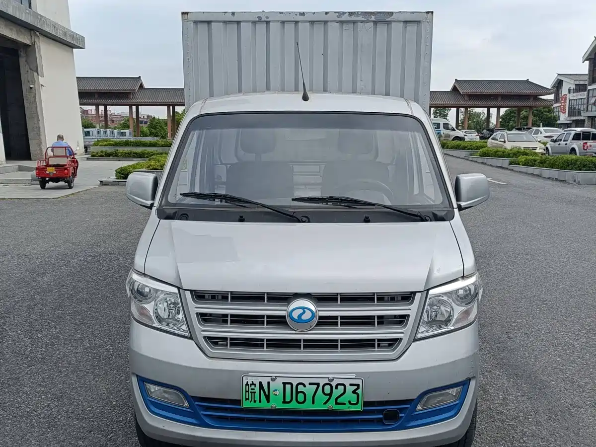 Ruichi New Energy EC31 2024 2021 Long Range Van Version 41.932kWh