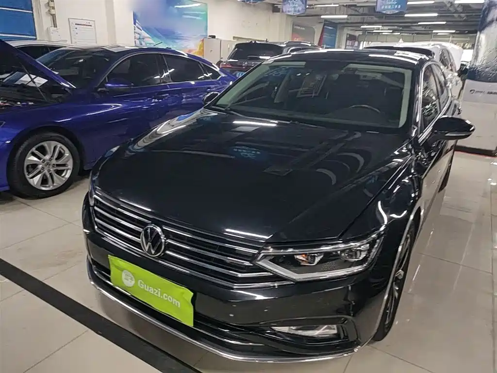 Volkswagen Magotan 2020 330TSI DSG Leading фото 2