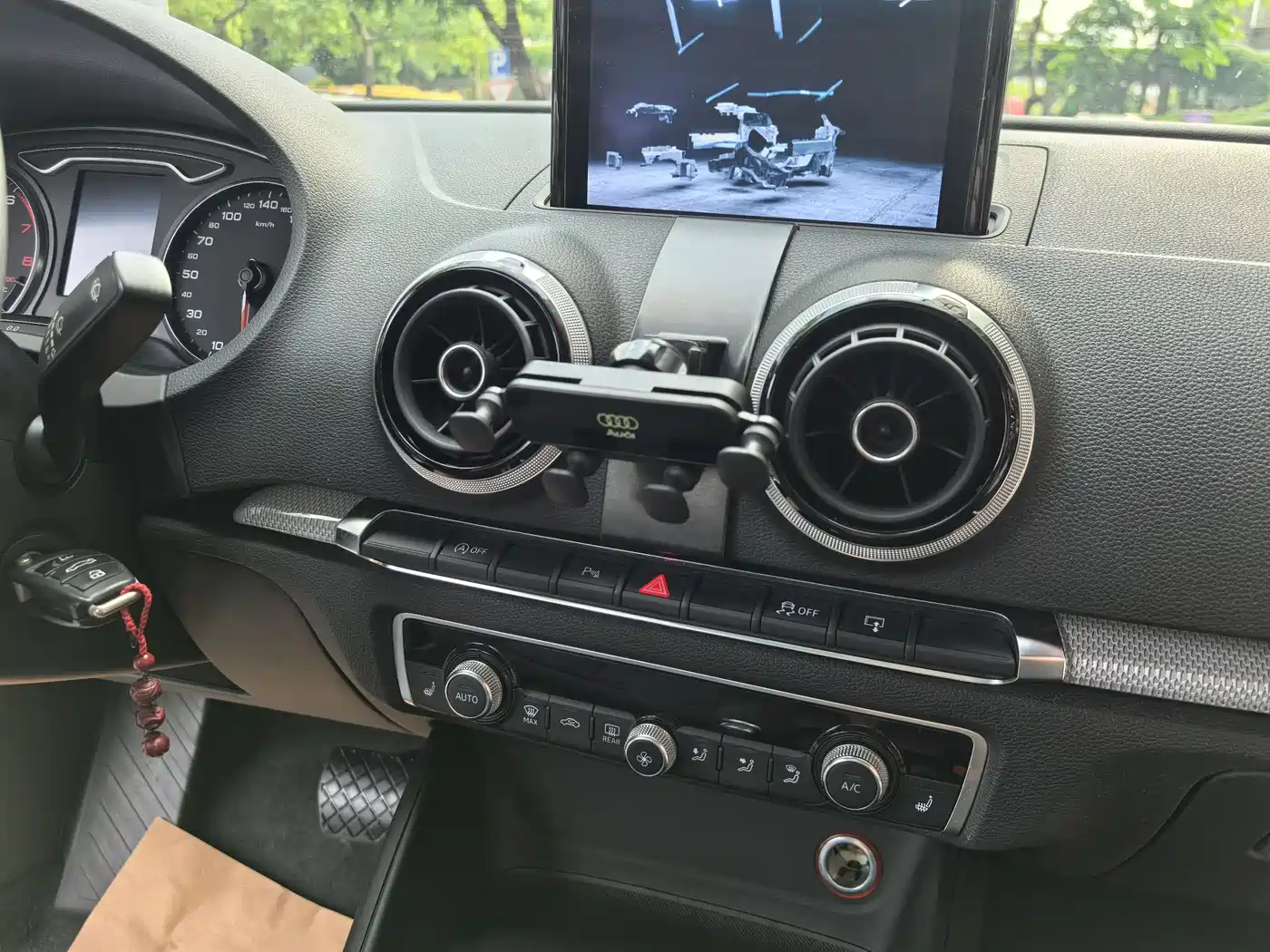 Audi A3 (Import) 2014 Limousine 40 TFSI S line Luxury фото 15