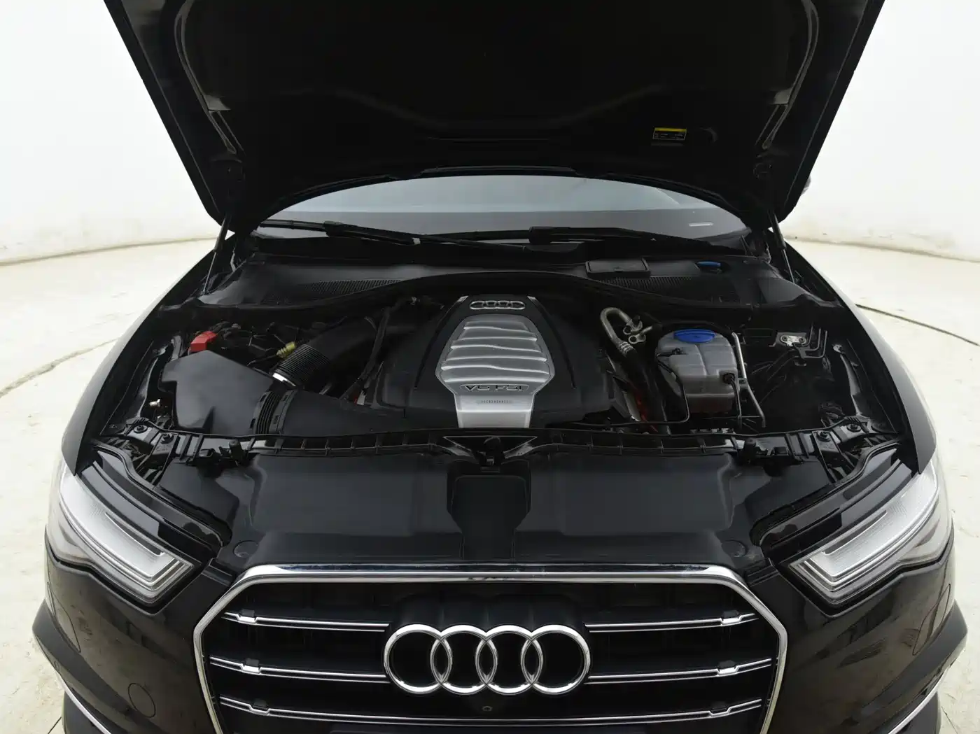 Audi A6L 2018 30th Anniversary 30 FSI Style фото 15