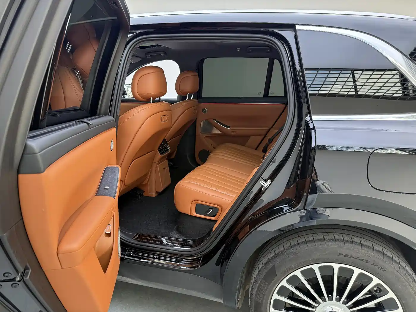AITO Wenjie AITO M7 2026 Extended Range Max AWD 5-seater фото 15