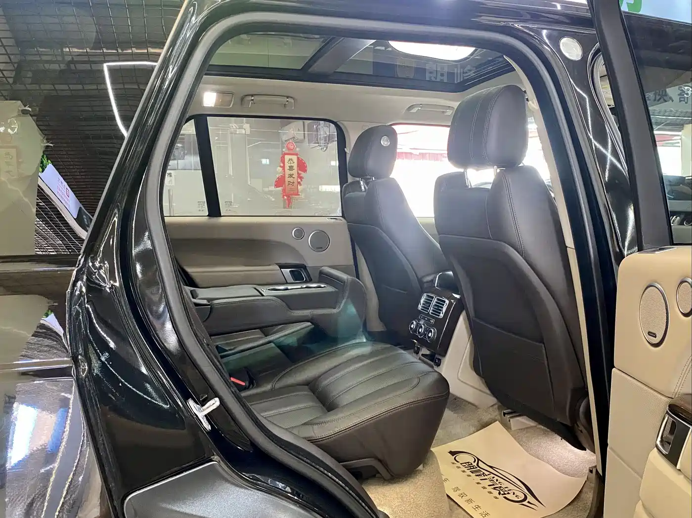 Land Rover Range Rover 2017 3.0 SC V6 Vogue фото 14