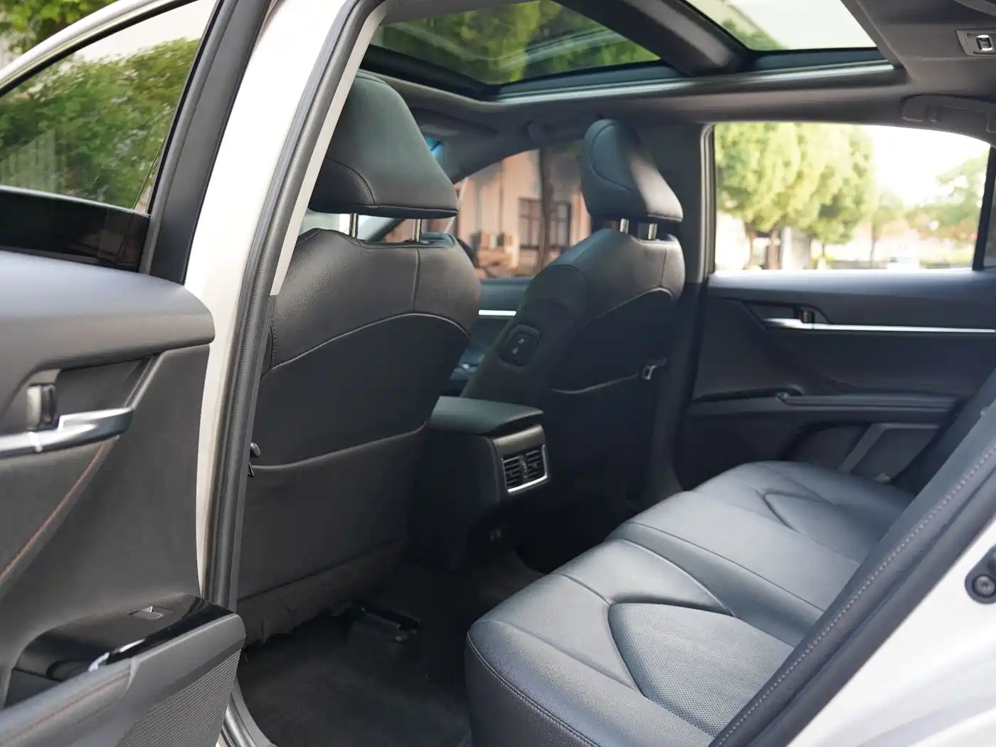 Toyota Camry 2021 2.5G Luxury Edition фото 21
