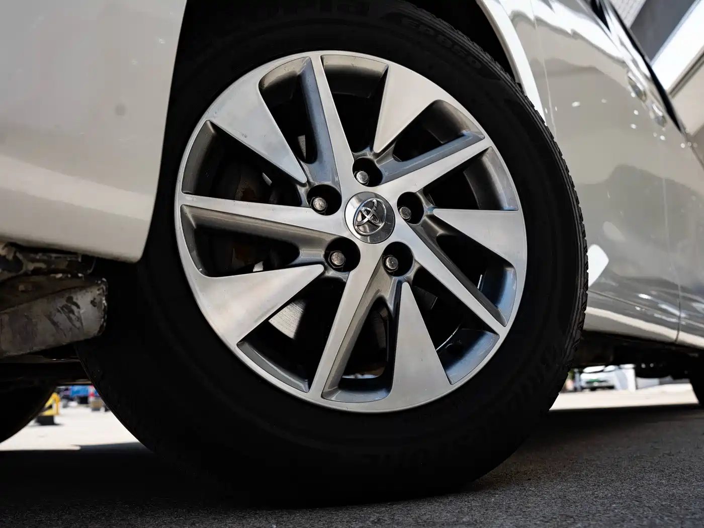 Toyota Alphard 2012 3.5L Premium Edition фото 5
